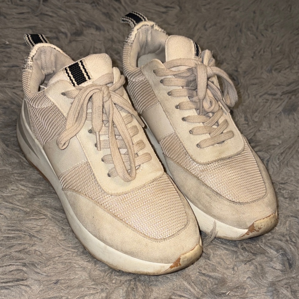ShuShop Women’s  Beige Lace-Up Sneakers